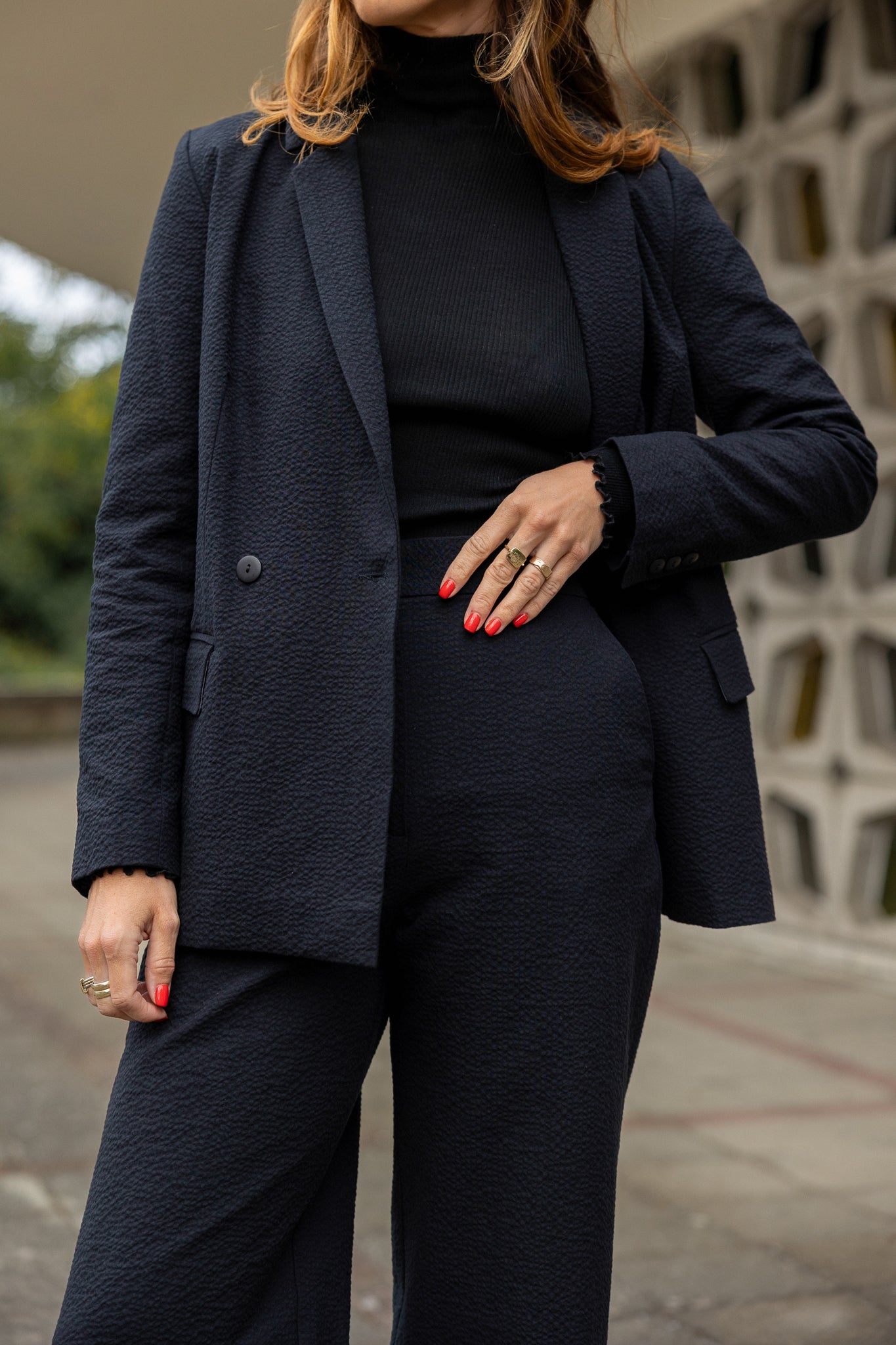 Blazer Black structure