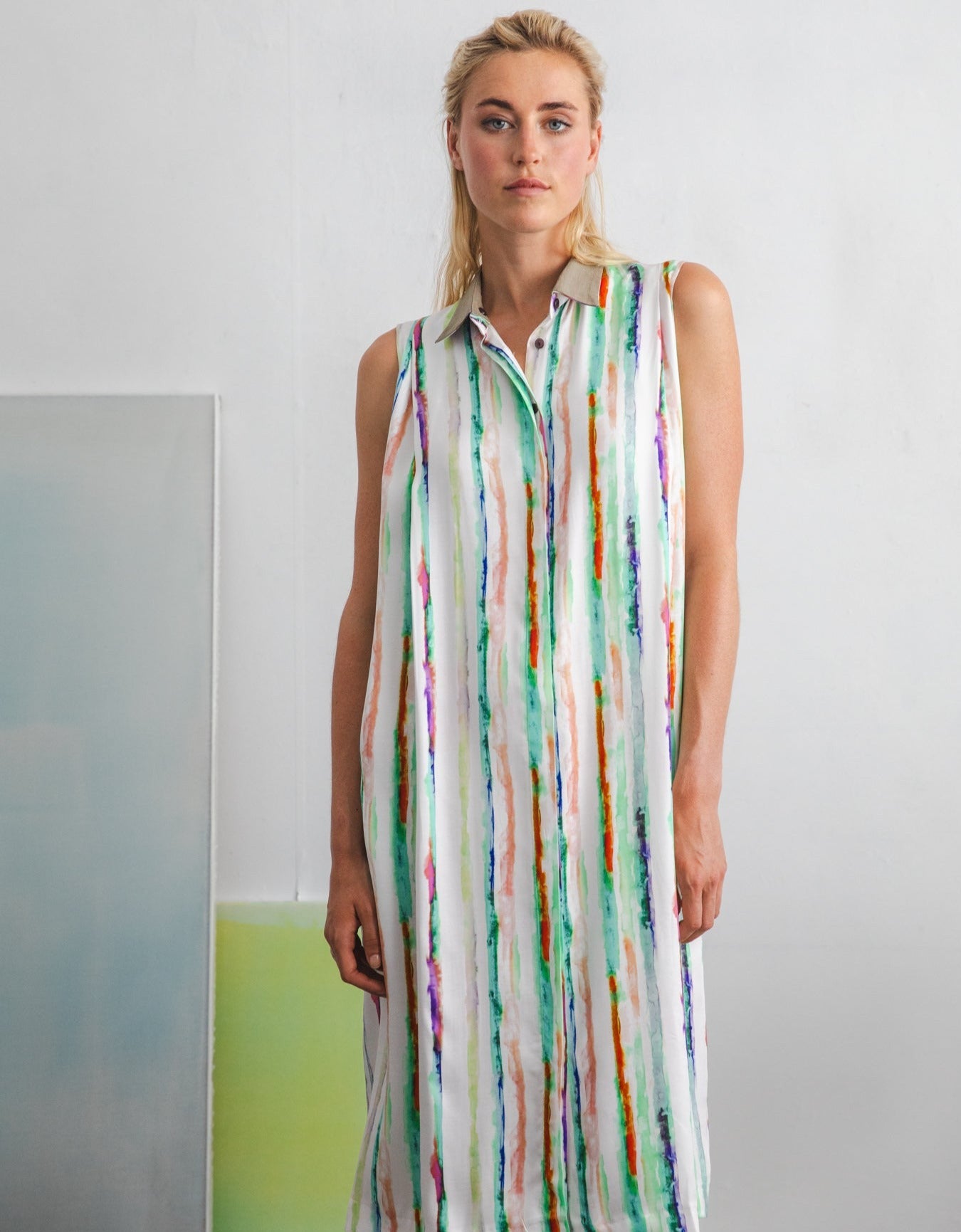 Powder midi dress Paint lines