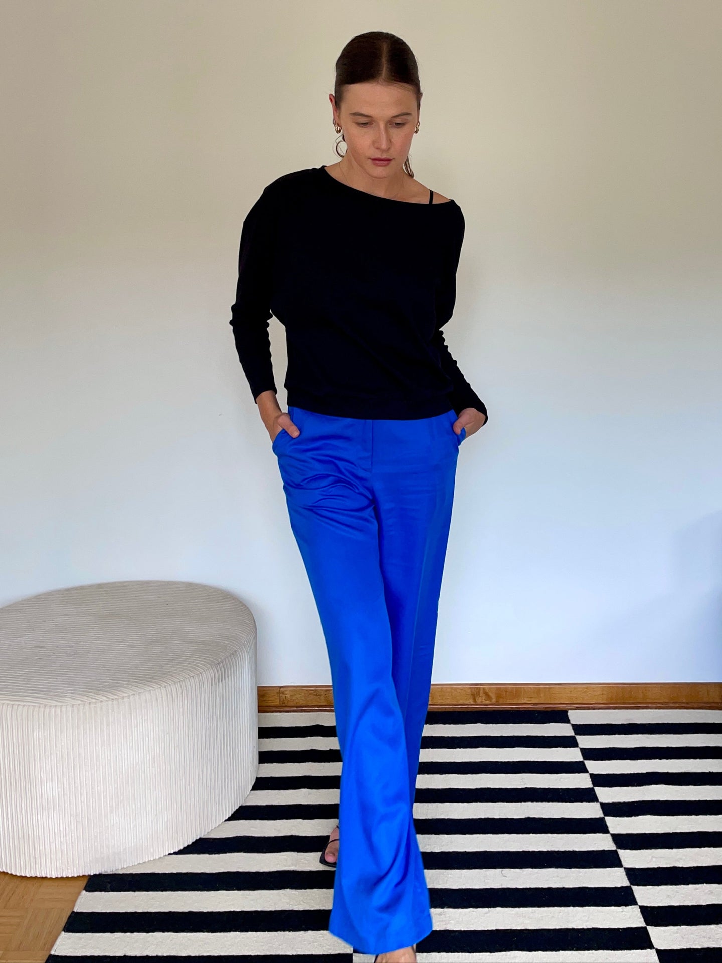 Pia pull Black (organic cotton)